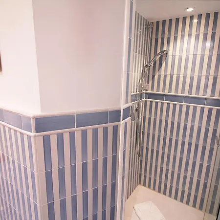 Spanish Steps Art Apartament *